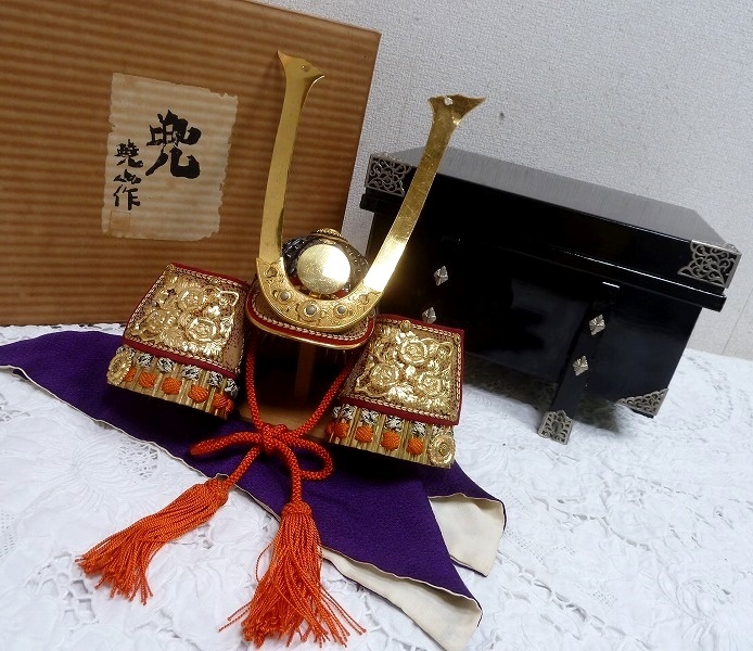 (☆BM) 교잔/가부토 헬멧 요시츠네 축제 인형 장식품 5월 인형 오브제 일본 제작 KABUTO JAPAN, 계절, 연례 행사, 어린이 날, 5월 인형