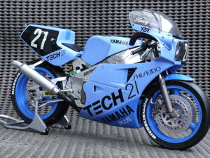 フジミ1/12　TECH21 ヤマハFZR750 85 鈴鹿8耐　完成品