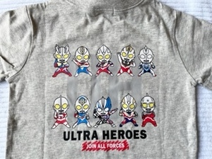 新品★ウルトラマン★半袖Tシャツ★110★グレー★ ウルトラヒーロー★ウルトラマンたくさん★バンダイ