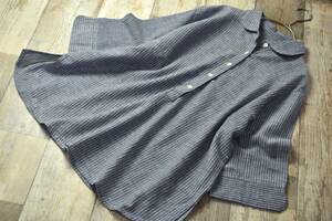  Yokohama origin block gray pgrape flax . circle collar stripe pattern over blouse 
