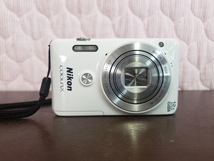 Nikon ニコン COOLPIX S6900 ホワイト コンパクトデジタルカメラ_画像1