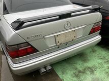 超レア 超貴重 絶版 当時物 W124 AMG 本物 リアスポイラー リアウイング トランクスポイラー メルセデスベンツ 300E 400E 500E_画像1