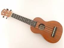 【美品】Elvis エルビス K100S UKULELE ウクレレ/撥弦楽器/約53×17×6.5cm/ハワイアンコア/ソプラノ/演奏/ケース・クロス付/06KO051301-10_画像2