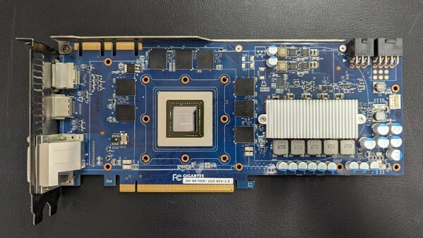 【ジャンク品】GIGABYTE グラフィックボード NVIDIA GeForce GTX670搭載 GV-N670OC-2GD