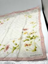 NINA RICCI　ニナリッチ　ハンカチ　スカーフ　花　フラワー　縁ライトピンク　シルク　57×57_画像2