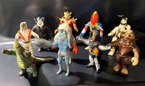 ウルトラマン 怪獣 フィギュア 10体セット まとめ BANDAI バンダイ 円谷プロ 昭和レトロ 当時物 レッドキング バルタン星人 ゼットン H072