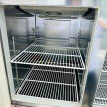 ホシザキ 業務用 冷蔵庫 縦型冷凍冷蔵庫 冷凍冷蔵庫　厨房単相100V 動作品！4ドア 2015年式！_画像3