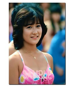 ◇◇　岡田有希子　Ａ３　ポスター　超光沢　大判　４２cm×３０.５cm ！　生 写真　◇511◇ ジュニア アイドル 等身大 風 Ｌ