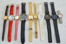 F1086 CASIO/カシオ クォーツ デジタル メンズ レディース 腕時計 10点セット アクセサリー 大量 まとめて おまとめ まとめ売り 不動品_画像1