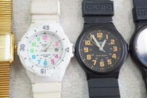 F1086 CASIO/カシオ クォーツ デジタル メンズ レディース 腕時計 10点セット アクセサリー 大量 まとめて おまとめ まとめ売り 不動品_画像5