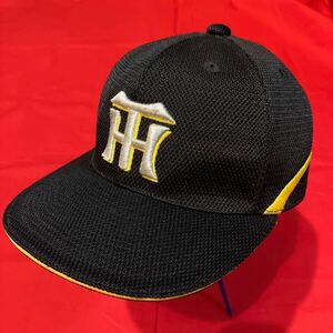  Hanshin Tigers now hill Coach active service era actual use cap 2007 year alternating current war DESCENTE made mesh ( lamp . supplied goods )