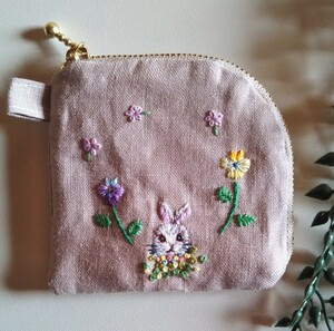  hand embroidery. Mini L character fastener pouch .. diligently pansy hand made 