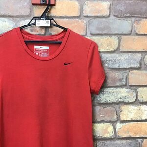 SD10-838★USA買付商品★吸湿速乾★レッド【NIKE ナイキ】ワンポイントロゴ フィットドライ 半袖 Tシャツ【レディース M】赤 インナー 古着