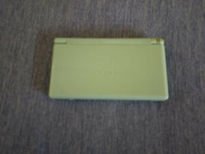 ニンテンドーDS Lite（クリスタルホワイト）