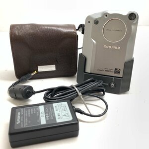 f001 E FUJIFILM フジフィルム FinePix 4800Z OPTICAL 3× ZOOM f＝8.3-24.9mm デジタルカメラ コンパクト ケース付き 動作品