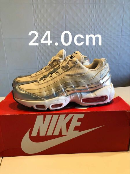 《美品(24.0cm)》NIKE AIRMAX95 SE