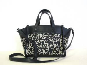 Desigual*tesigaru* shoulder bag * as good as new * regular price 15900*Y069