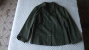  Burberry London jacket khaki color 13 number three . association 