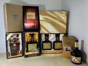 [ not yet . plug * old sake ] Sunntory Suntory whisky k rest 12 year royal SR reserve set sale delivery guarantee attaching ** 2418a0003