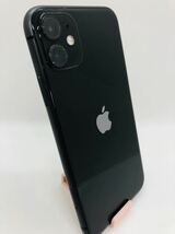 【ジャンク】iPhone11 MWLT2J/A A2221 64GB ブラック 最大容量82% SIMロック解除済 カメラに黒いモヤあり 本体全体的に傷あり_画像4