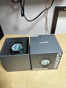 中古品　　GARMIN ガーミン APPROACH アプローチ　ゴルフウオッチ　　S62