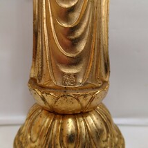 M05008　仏像　秀雲作　聖観音菩薩像　高さ23cm　金属製　在銘　仏教美術　置物　仏像　_画像4