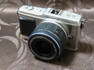 動作品：OLYMPUS PEN E-P1+14～42mmセット