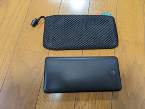 アンカー Anker PowerCore Essential 20000 超大容量 20000mAh【USB-C入力ポート/PSE認証済/PowerIQ/低電流モード搭載】ブラック 中古品