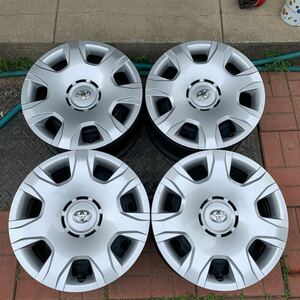 トヨタハイエース 200系　スチール ホイール　15インチ　6J PCD:6H-139.7 ホイールキャップ付 4本中古