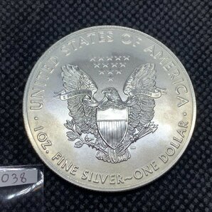 31.1 グラム 2020年 (新品) アメリカ 「イーグル ウオーキング リバティ」純銀1オンス 銀貨の画像2