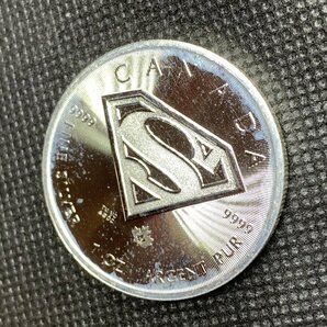 31.1 グラム 2016年 (新品) カナダ「 スーパーマン 」 純銀 1オンス 銀貨の画像3