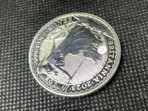 31.1グラム 2023年 (新品) イギリス「ブリタニア」純銀 1オンス 銀貨 (エリザベス2世)_画像5