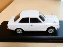 国産名車コレクション 1/43 トヨタ カローラ toyota corolla 1966 白 アシェット 旧車 クラシックカー ミニカー ＴA_画像6