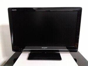 SHARP　AQUOS　22型テレビ（ブラック）