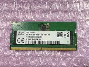 SK hynix PC5 4800 8GB DDR5 SO-DIMM.