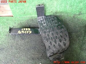 1UPJ-13881390]三菱ジープ(J59)右サイドステップ 中古