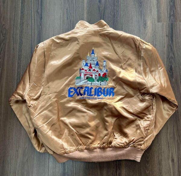 90s エクスカリバー 城 刺繍　スカジャン　ゴールド　ナイロンジャケット
