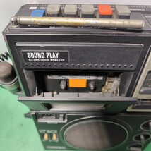 「2FP29」【ジャンク品】東芝 ラジオカセットレコーダー RT-560F 昭和レトロ 通電不可 （240501)_画像3