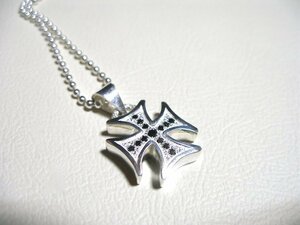 Art hand Auction Nino Chokin Galaxy Iron Cross Tête de diamant noir fait à la main 120b, Accessoires pour hommes, collier, Argent
