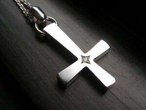 . tail engraving [ one star diamond big reverse 10 character Cross, chain less ] hand made 117b
