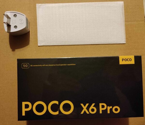 POCO X6 PRO　黒 液晶フィルム！日本コネクタ変換アダプタ付　新品未開封品