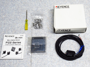 未使用品 KEYENCE キーエンス PZ2-61 アンプ 内蔵型 光電センサ 管理6X0424E-YP