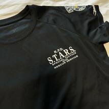 数回着用　ボディメーカー バイオハザード公式コラボ ラクーン警察STARS半袖Tシャツ M カプコン BODYMAKER ブラック_画像3