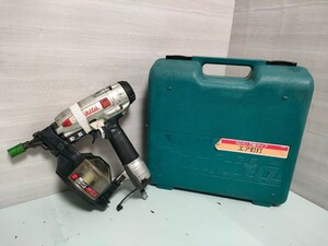 A065/ makita マキタ AN514 エア釘打機 ワイヤ釘27〜50mm シート釘25〜50mm 【ジャンク】専用ケース付き