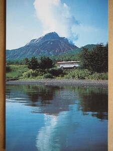  Hokkaido [ Showa era new mountain ] bus picture postcard B