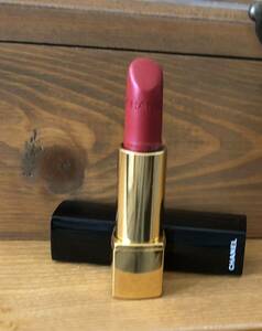 CHANEL Chanel rouge Allure lipstick 08 Brilliant red 