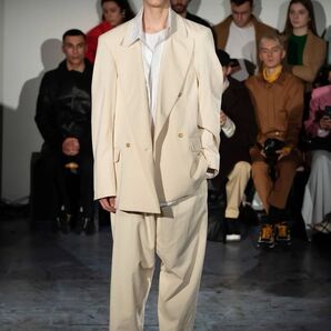 HED MAYNER ヘドメイナー 19ss 4pleats pants