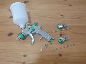 ( unused * present condition goods ) calibre 1.4mm 1.7mm 2.0mm hvlp spray gun center cup type 