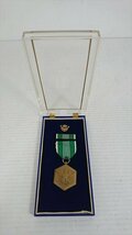 [珍品]米陸軍功労勲章 メダル リボンピン セット FOR MILITARY MERIT ミリタリー medal ケース付き ディスプレイ 雑貨_画像2