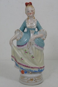 [珍品]ドイツ 貴族女性 ドレス 人形 陶磁製 オキュパイドジャパン 1947～1952年 当時物 マイセン風 輸出用 雑貨